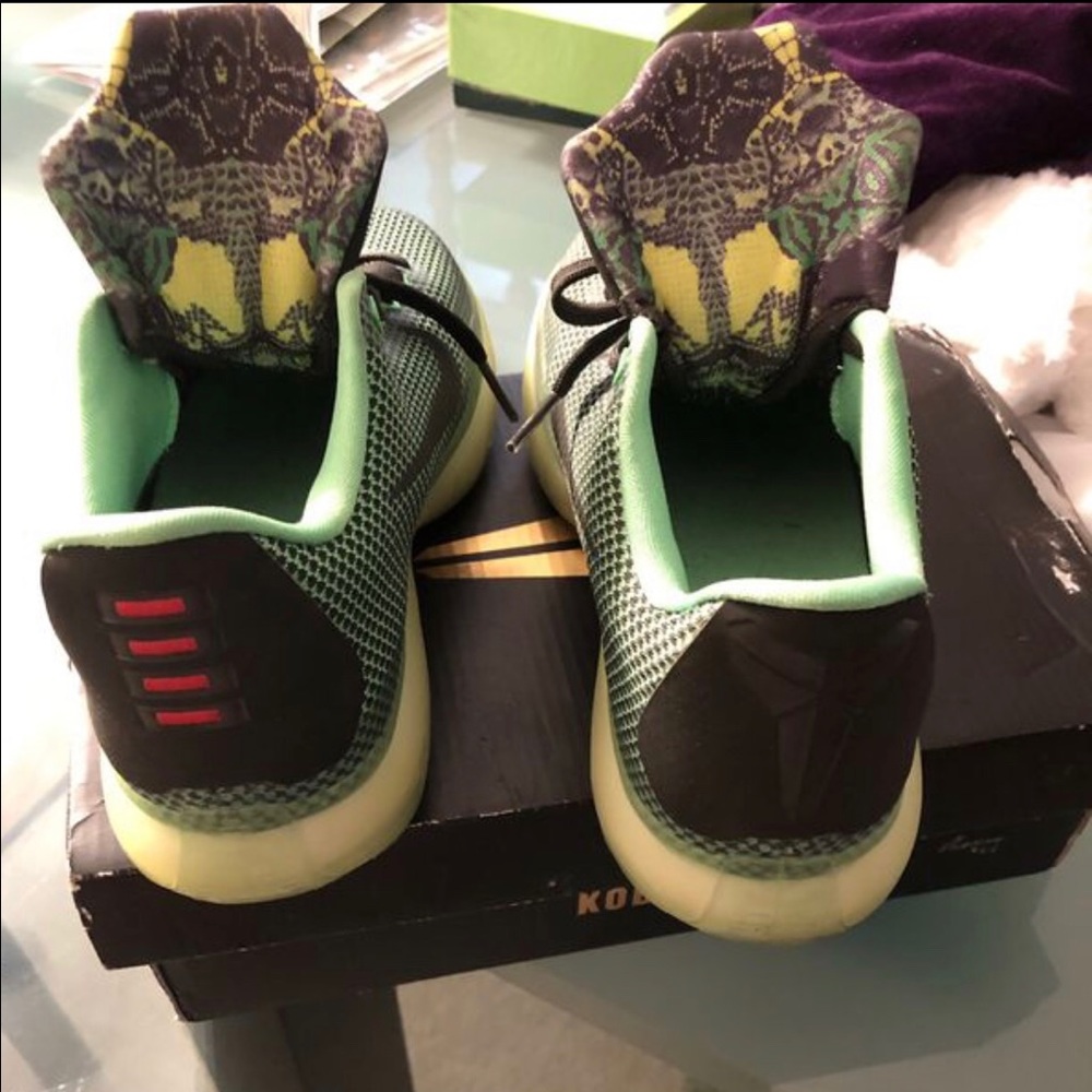 Nike Kobe X Poison Green Volt